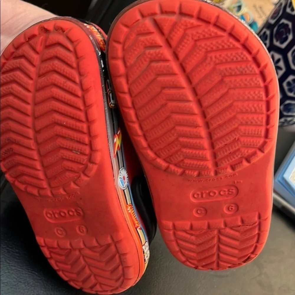 CROCS Red and Black Racing Hero Cars